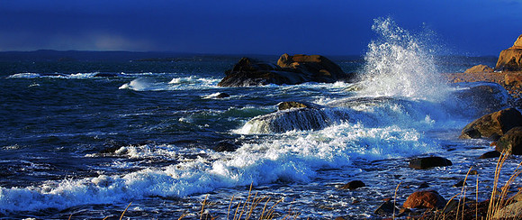 2/10-12: Sjøsprøyt