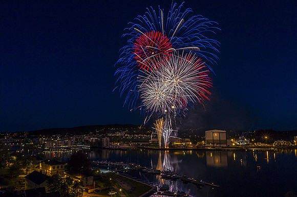 18/1-16: Fireworks