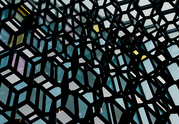 Delt 9pl (Solveig Myhre) - Detaljer fra Harpa - Operaen i Reykjavik
