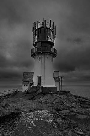 Delt 6pl (Monica Tronsmoen) - Lighthouse