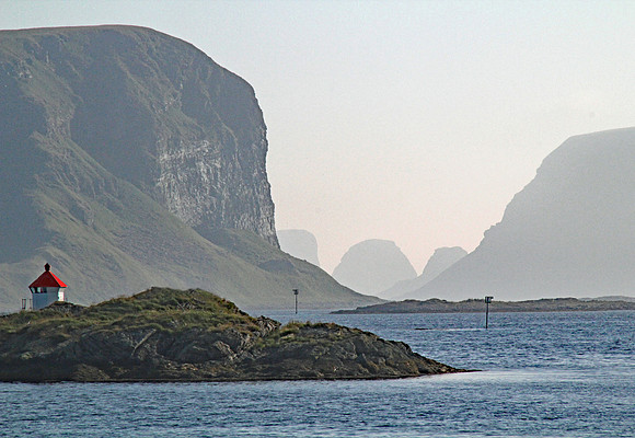 Delt 10. plass (Reidar Thorsen) - Røst